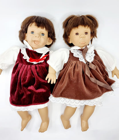 Poupées jumelle