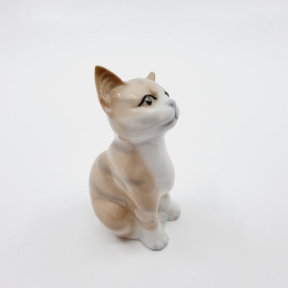 Chat assis brun/blanc (Modèle n°8)