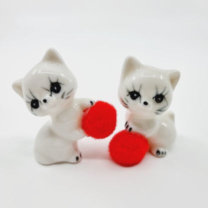 Couple de chats avec leur pelote (Modèle n°71)