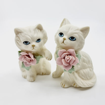 Couple de chats avec collier de rose (Modèle n°70)