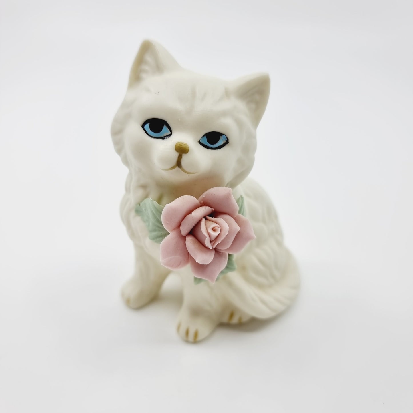 Couple de chats avec collier de rose (Modèle n°70)