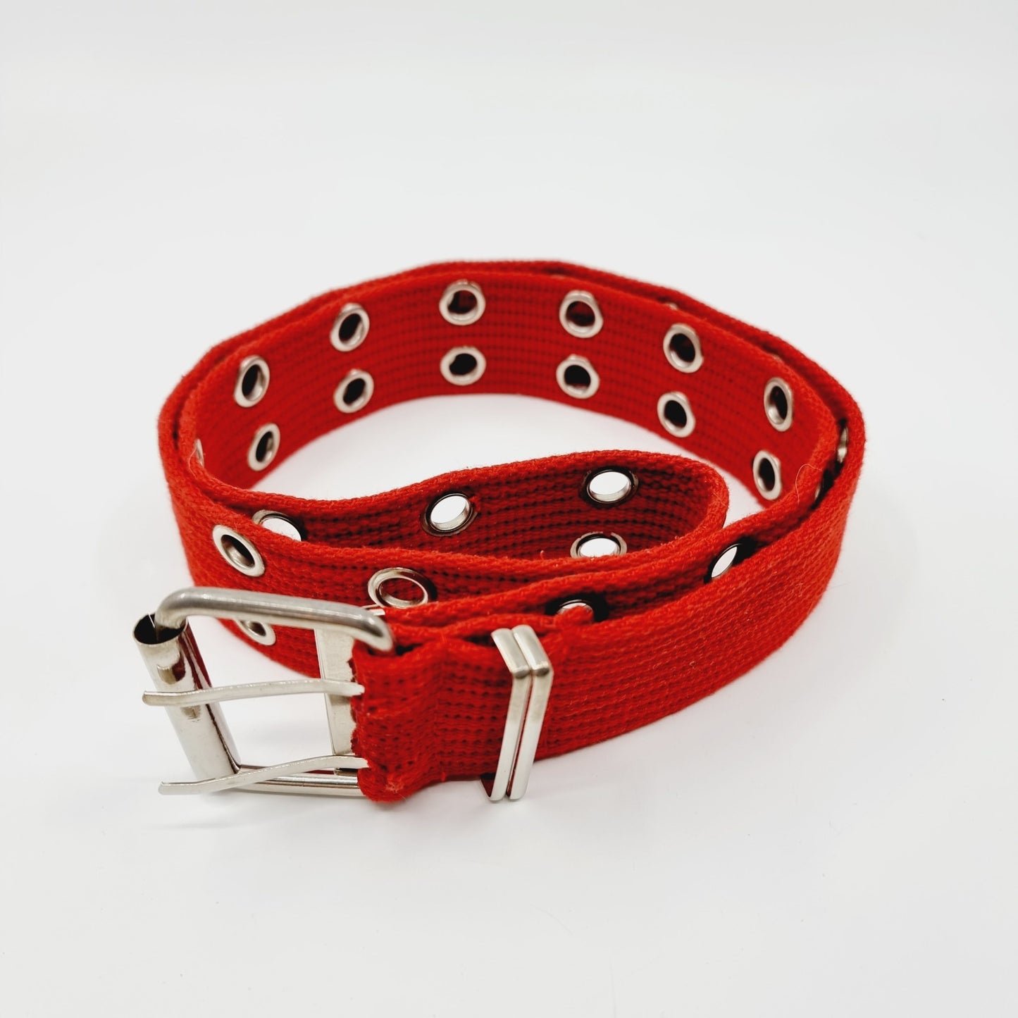 Ceinture à œillets apparents - rouge (SIZE : 90 cm)