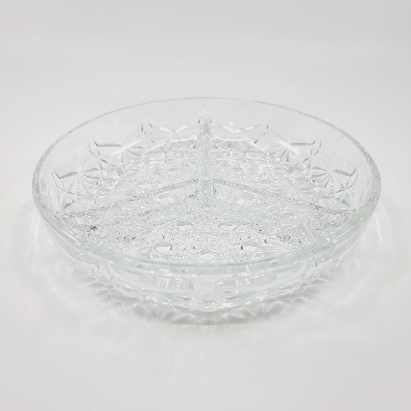 Plat à 3 compartiments en verre taillé