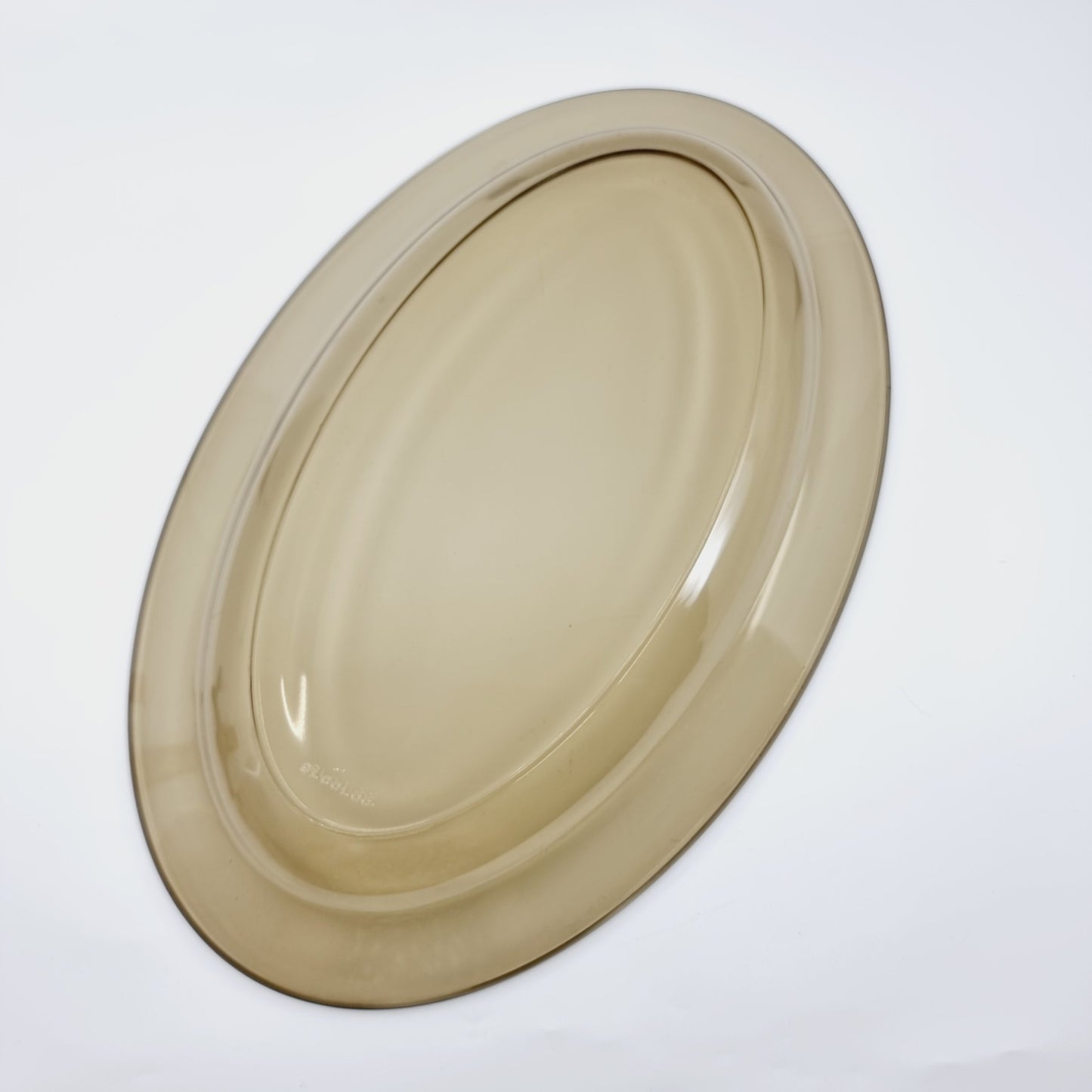 Plat ovale en verre fumé