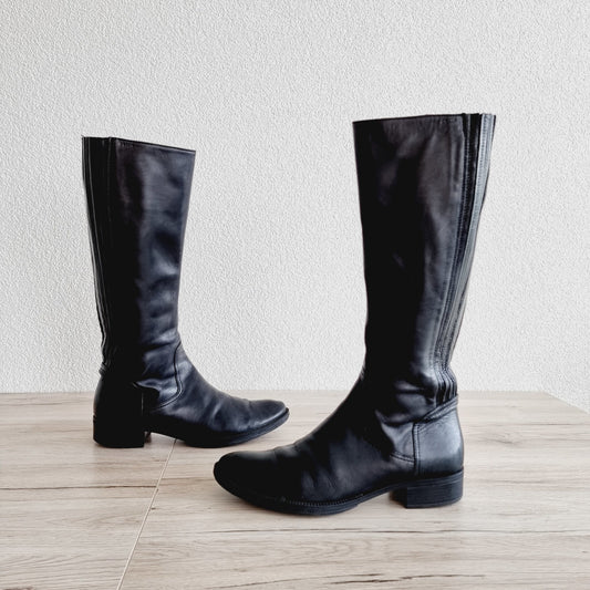 Botte en cuir noire (Pointure : 41)
