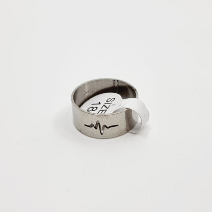 Bague argentée - battements de coeur (SIZE : 18) - Modèle n°27