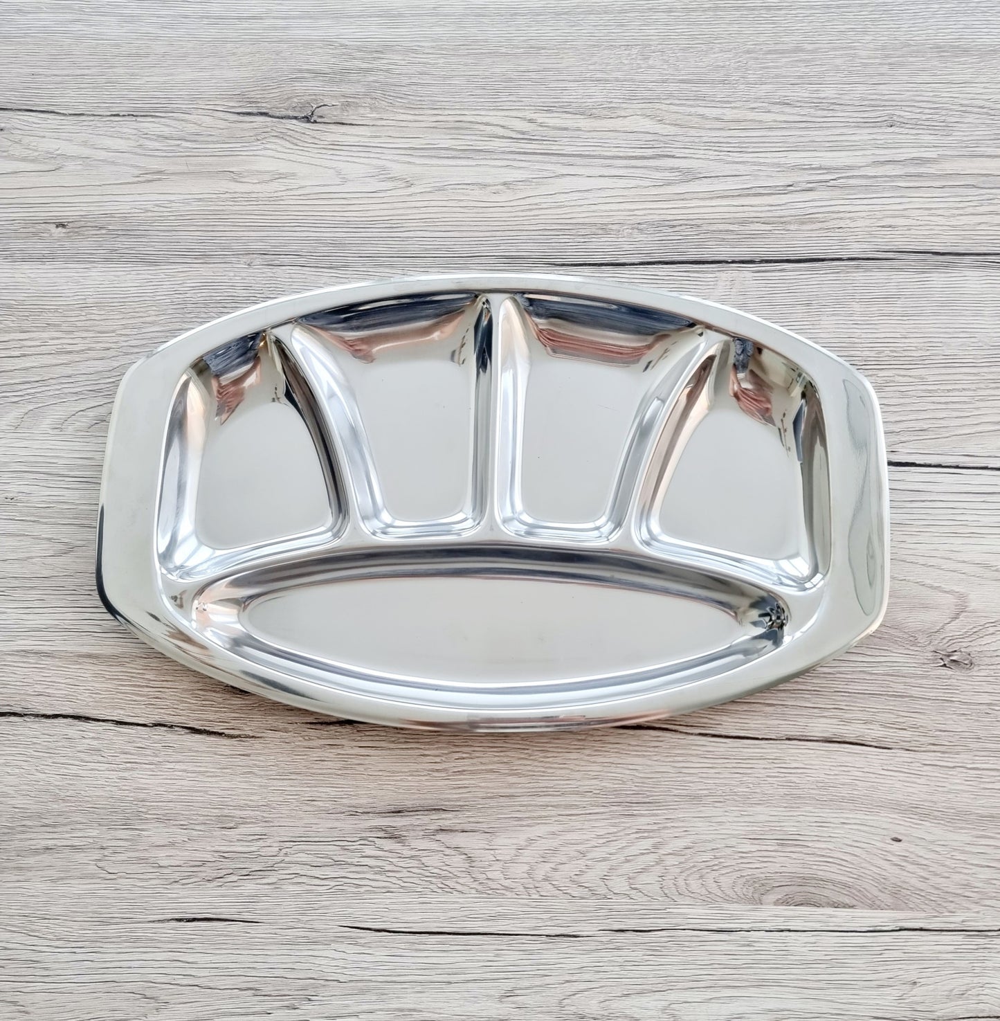 Plat compartimenté en inox