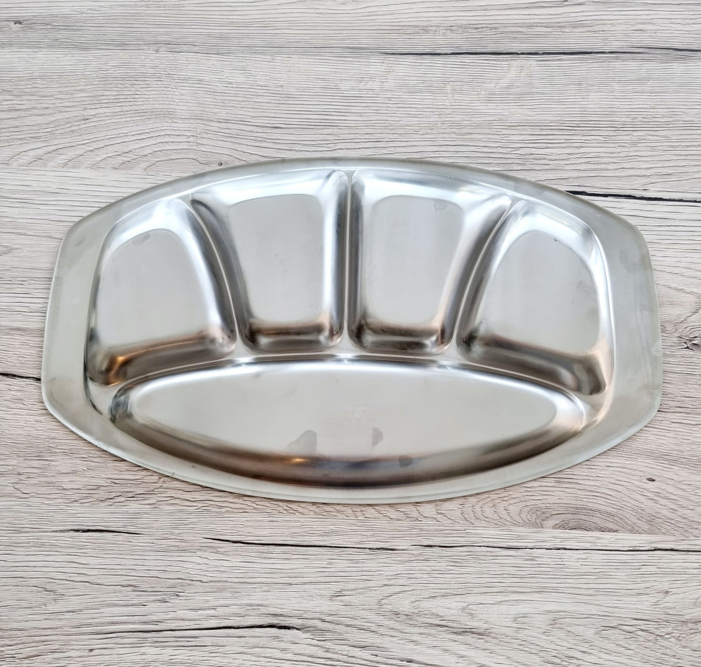 Plat compartimenté en inox