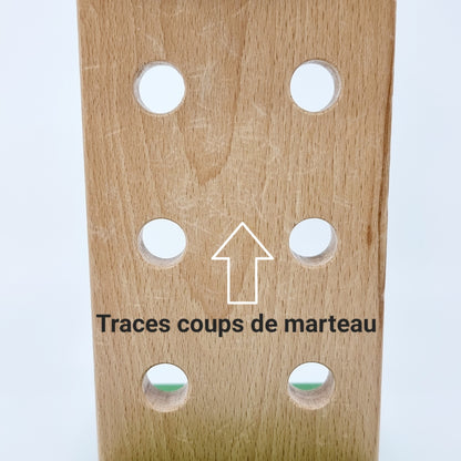 Planche à clous & marteau