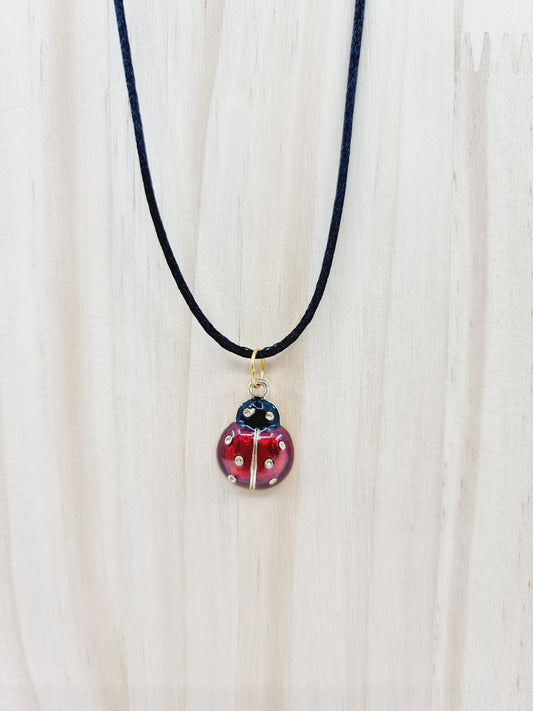 Collier noir - Coccinelle