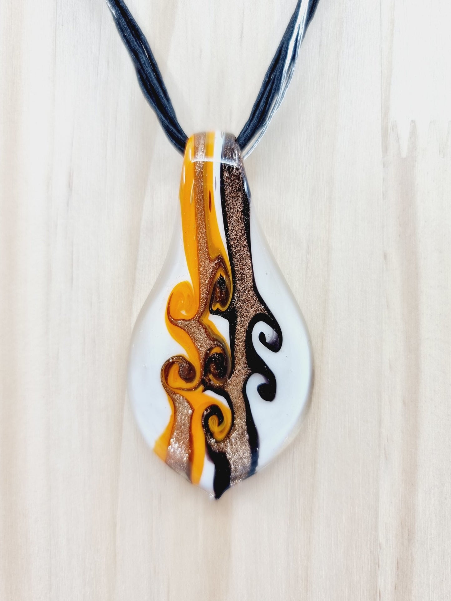 Collier - Pendentif en verre de Murano