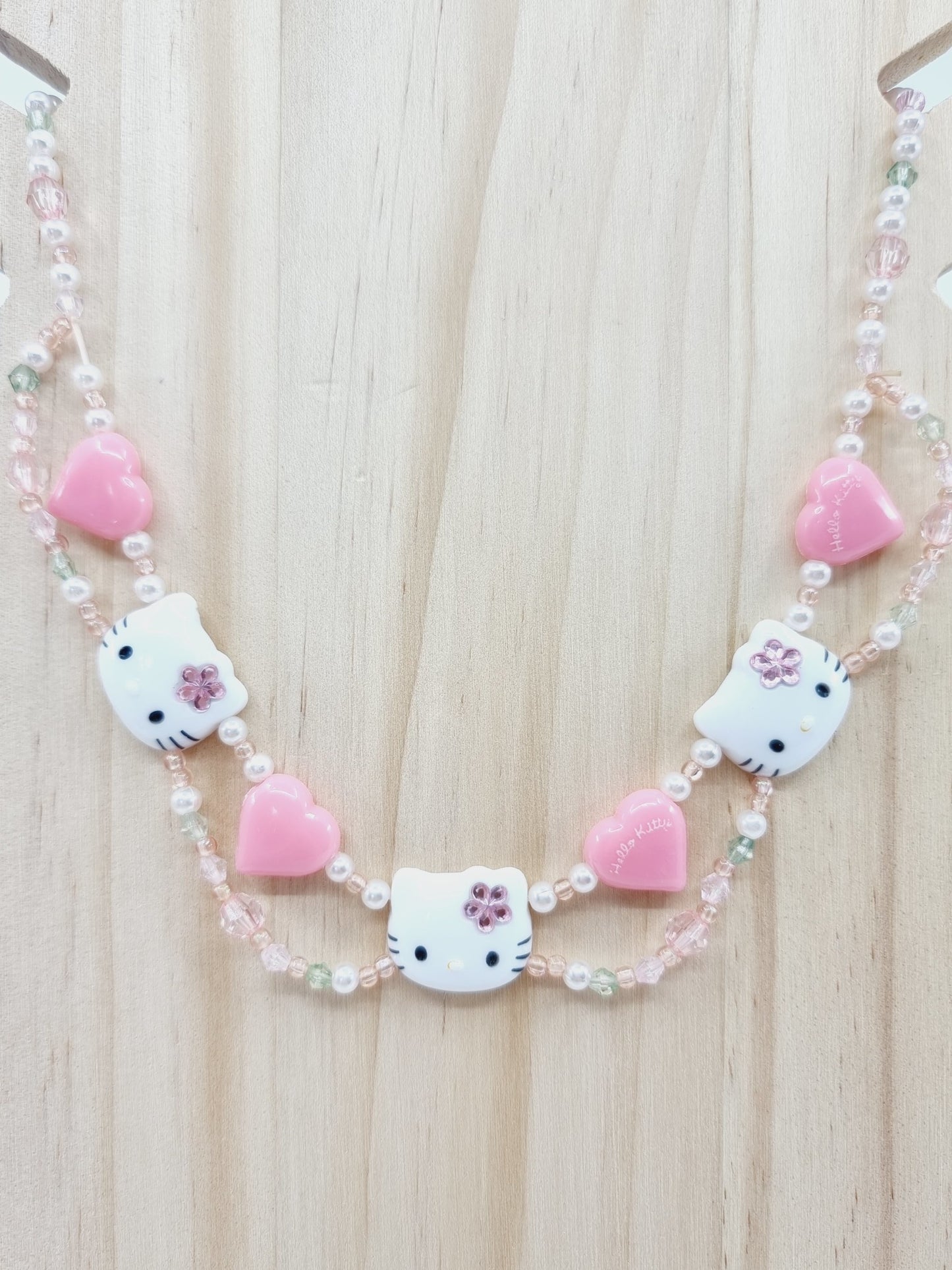 Collier en perles - Hello Kitty