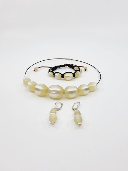 Collier cerceau, bracelet & boucles d'oreilles - perles nacrées