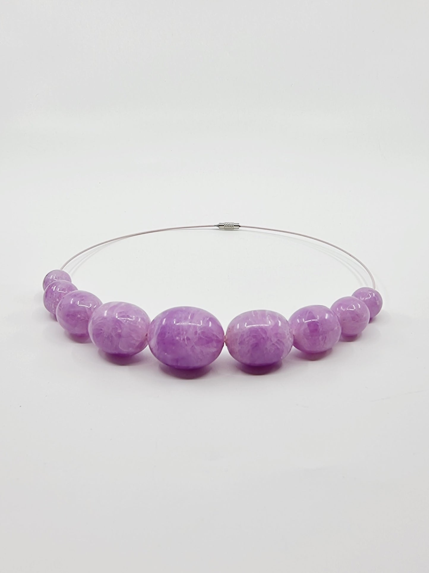 Collier cerceau, bracelet & boucles d'oreilles - perles couleur parme