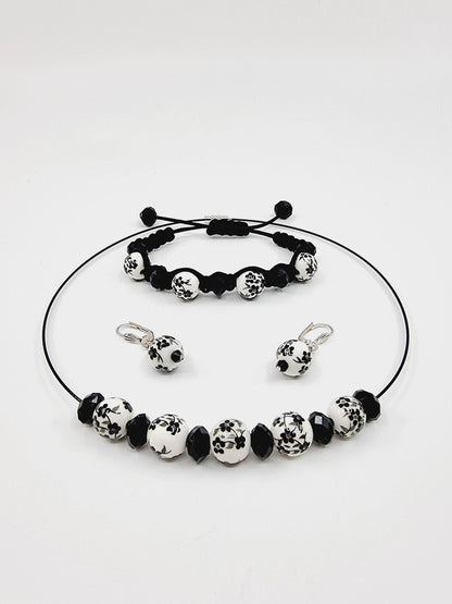 Collier cerceau, bracelet & boucles d'oreilles - perles noires & blanches