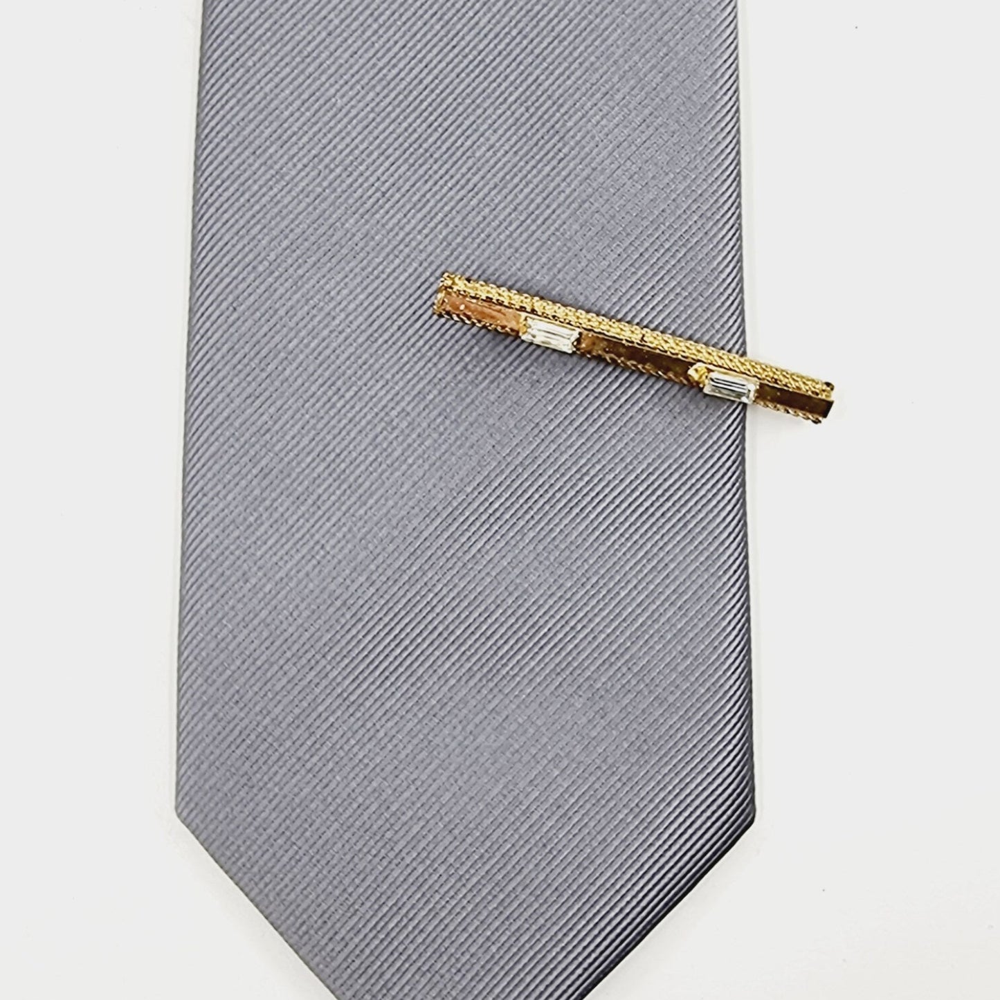Broche à cravate