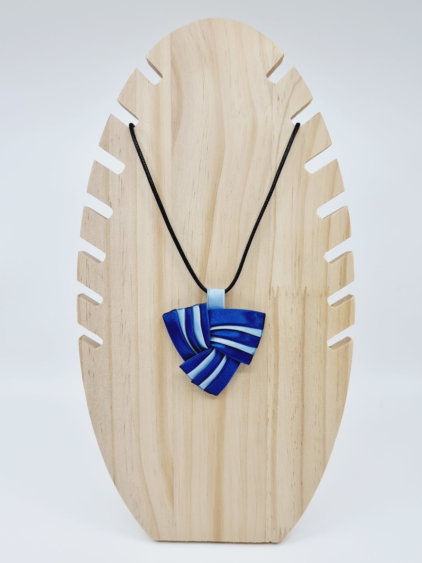 Collier en tissu bicolore - bleu clair/bleu foncé