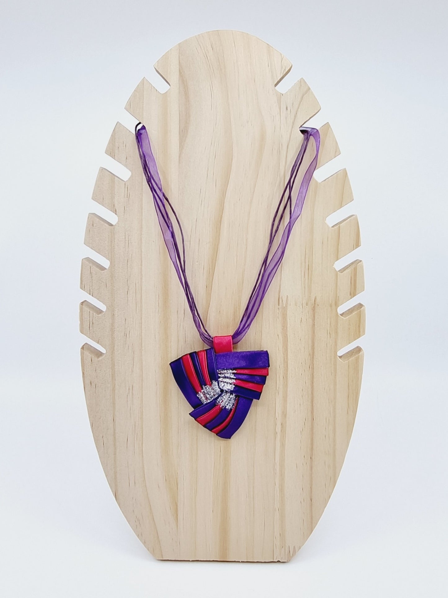 Collier en tissu bicolore - violet/rose avec paillettes