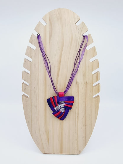 Collier en tissu bicolore - violet/rose avec paillettes