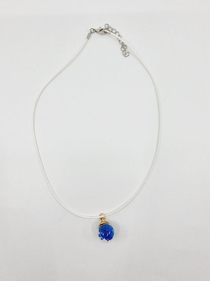 Collier boule - bleu électrique