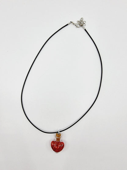 Collier fiole - coeur rouge