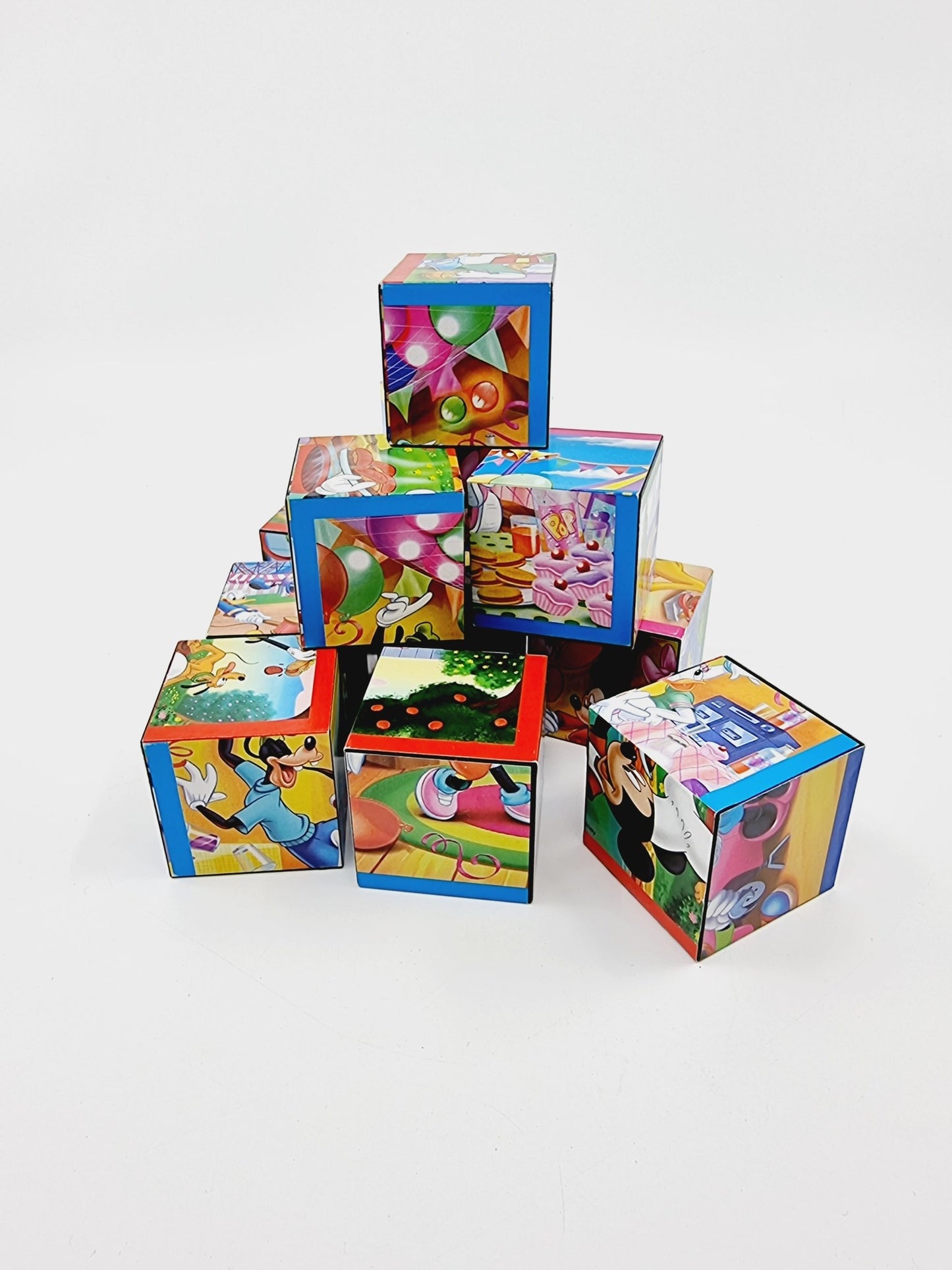 Puzzle cube  - Mickey et ses amis (12 cubes)