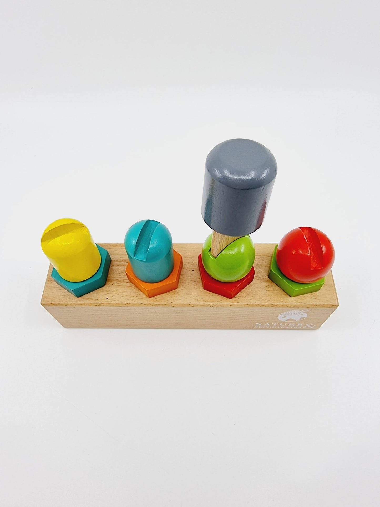 Visse & dévisse ton jouet en bois