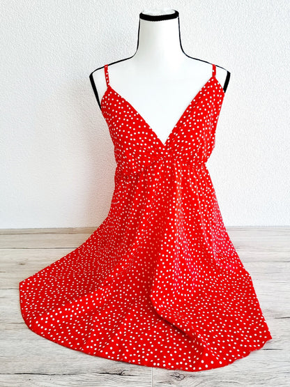 Robe rouge à pois (SIZE : taille unique)