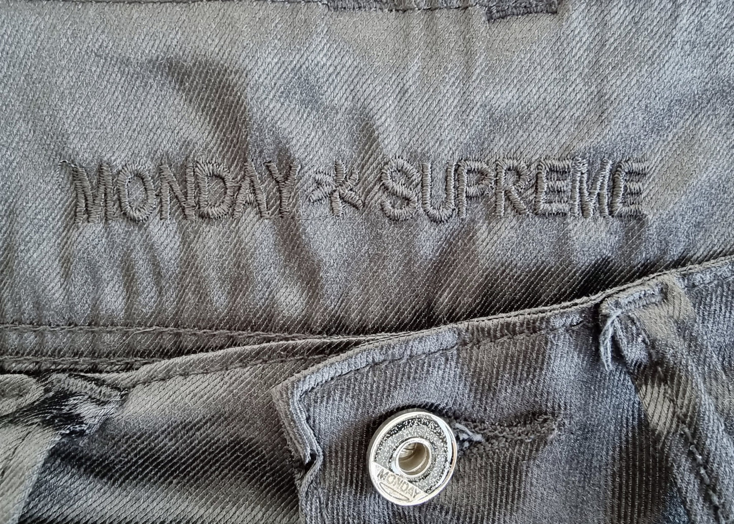 Pantalon noir satiné MONDAY SUPREME (SIZE : 36)