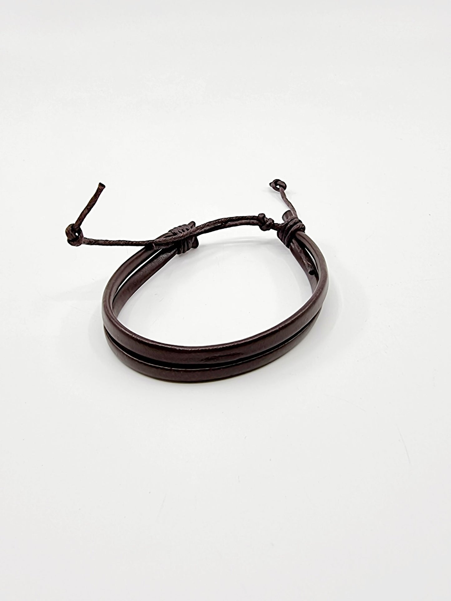 Bracelet en cuir brun