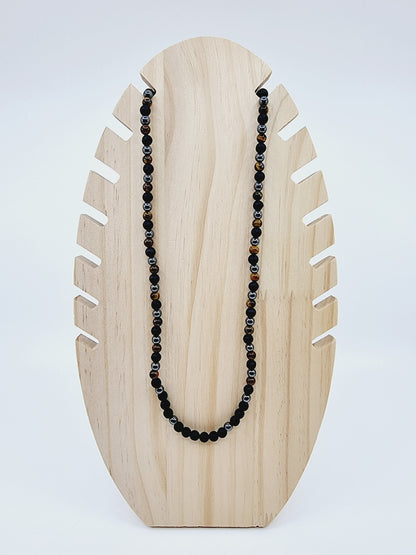 Collier en perles d'hématite et d'oeil de tigre