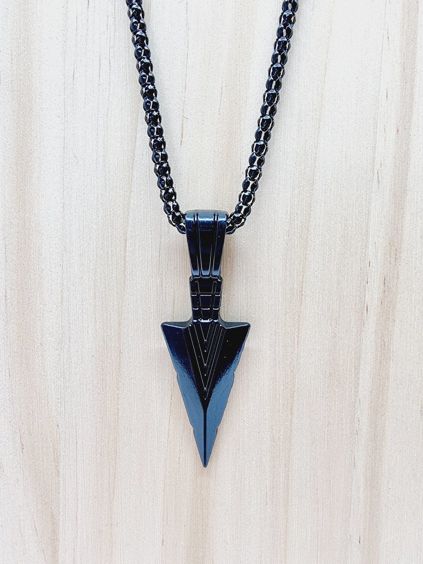 Collier flèche - noir