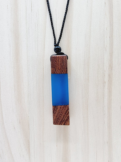 Collier en résine & bois - Marin