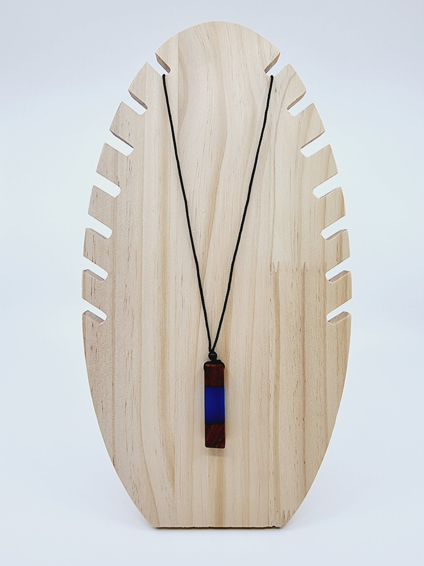 Collier en résine & bois - Marin