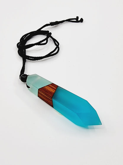 Collier en résine & bois - Léo