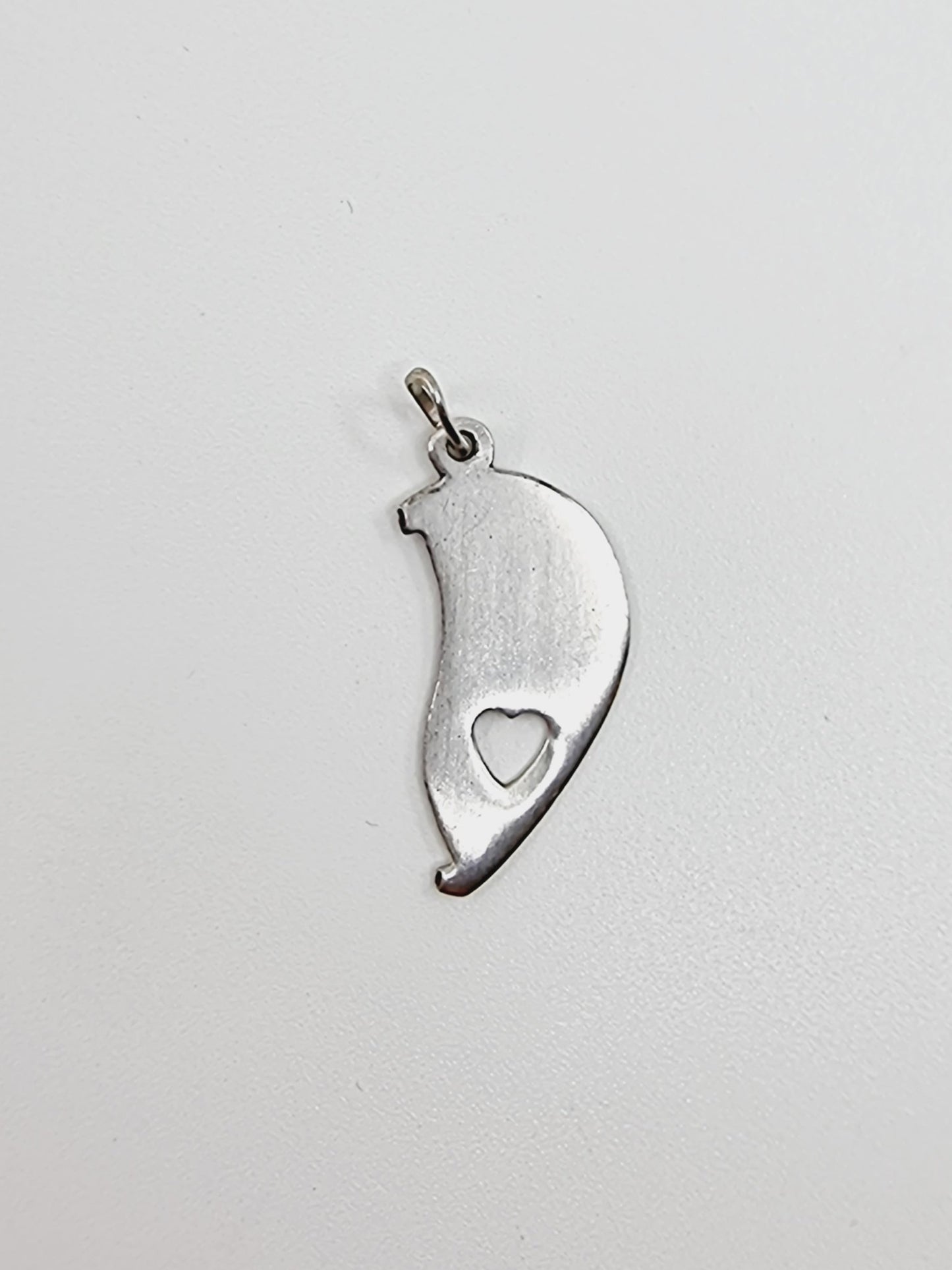 Pendentif demi coeur