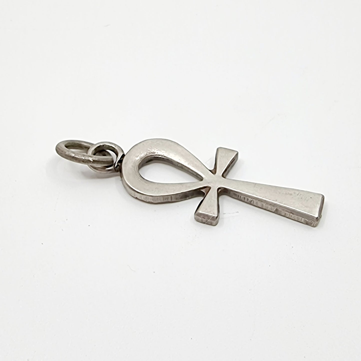 Pendentif croix de vie