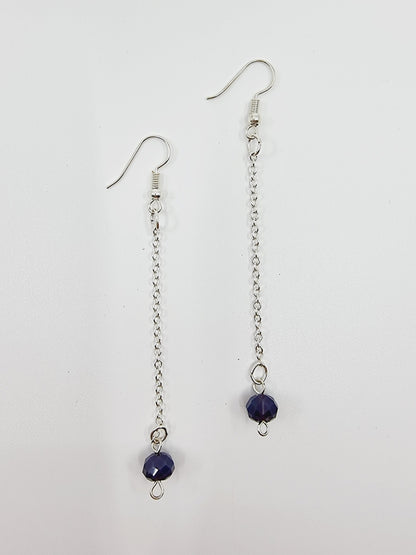 Boucles d'oreilles longues - boule violette