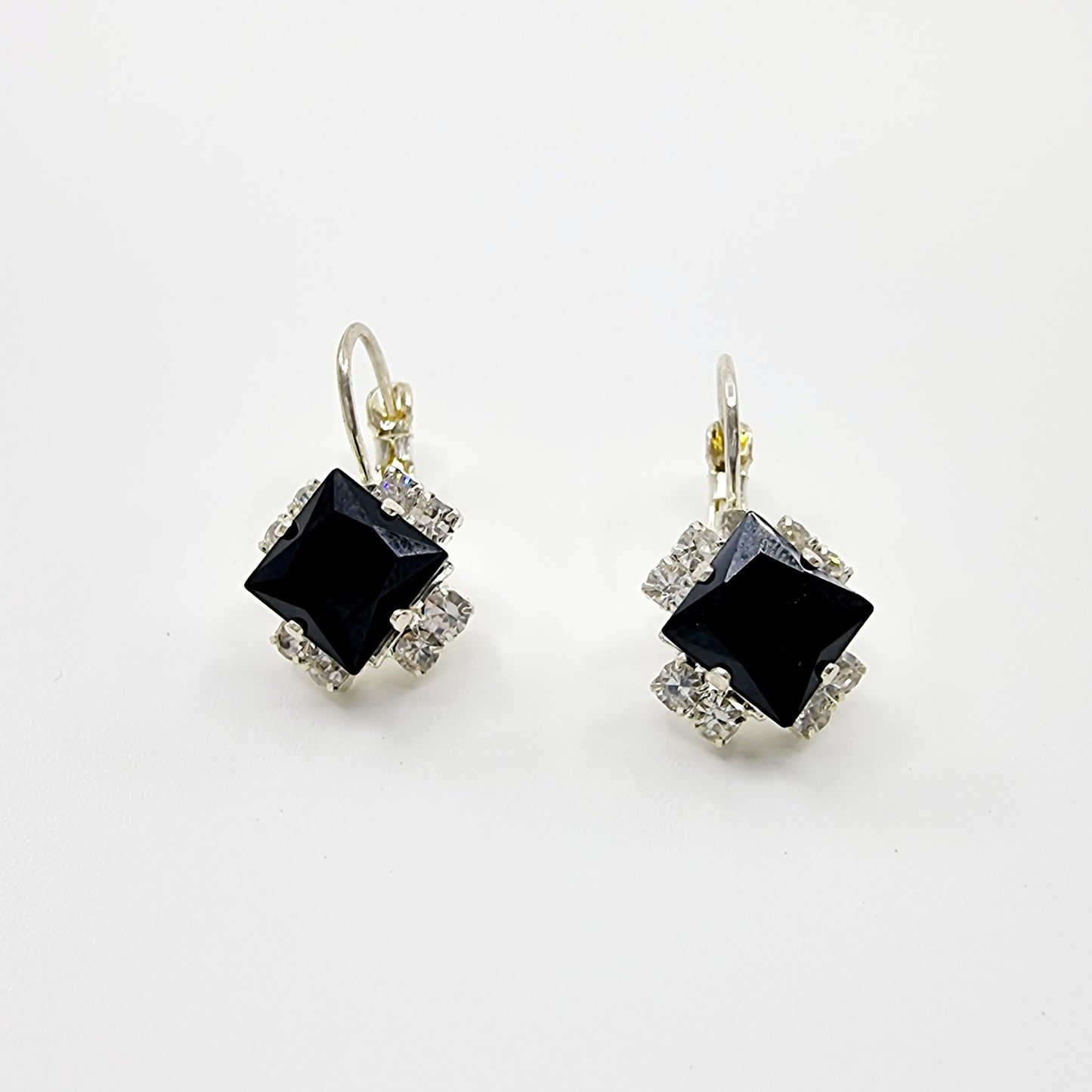 Boucles d'oreilles chic - noire
