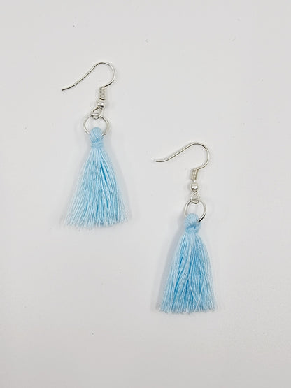 Boucles d'oreilles pompon - bleu ciel