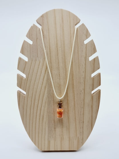 Collier fiole - paillettes orangées