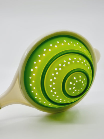 Passoire pliable à manche