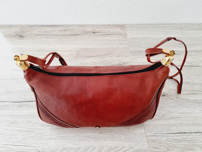 Sac croissant de lune en cuir