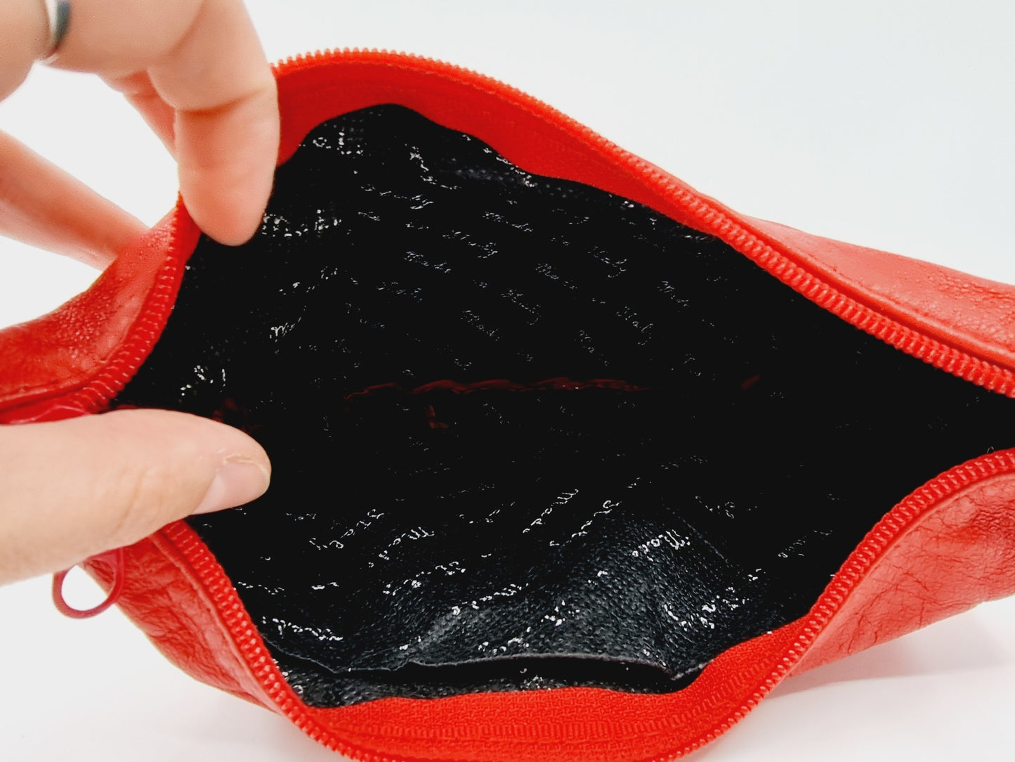 Sac bandoulière en cuir rouge