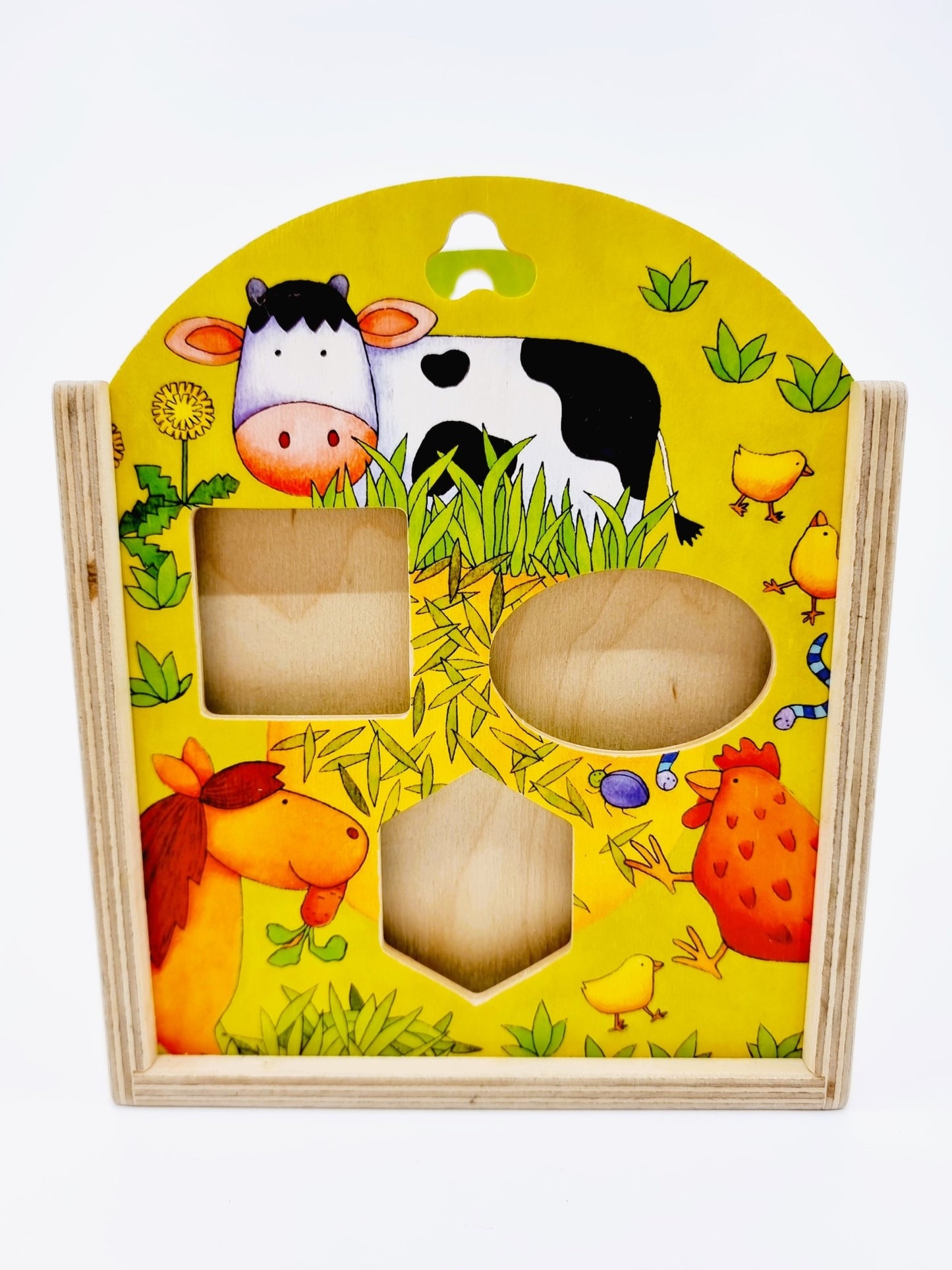 Maison d'éveil avec formes en bois