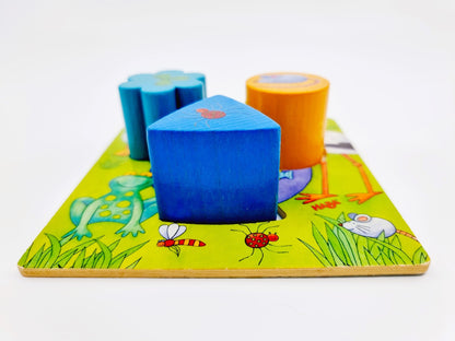 Maison d'éveil avec formes en bois