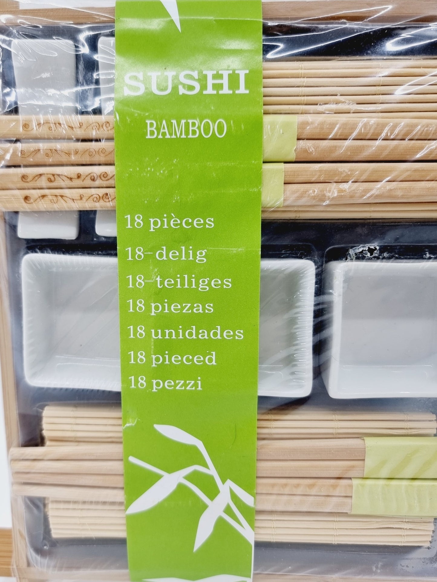 Set de sushi pour 4 personnes (18 pièces)