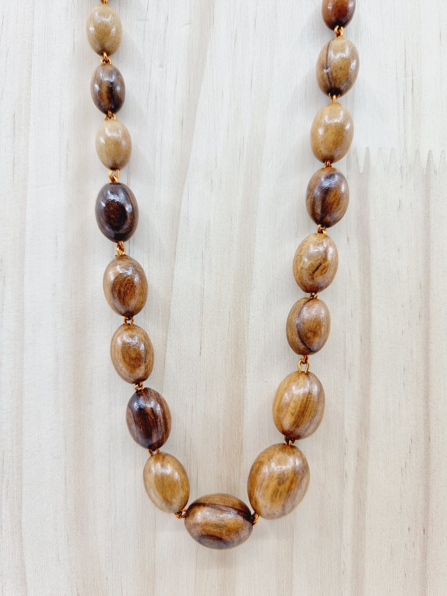 Collier perles en bois - Ovaline