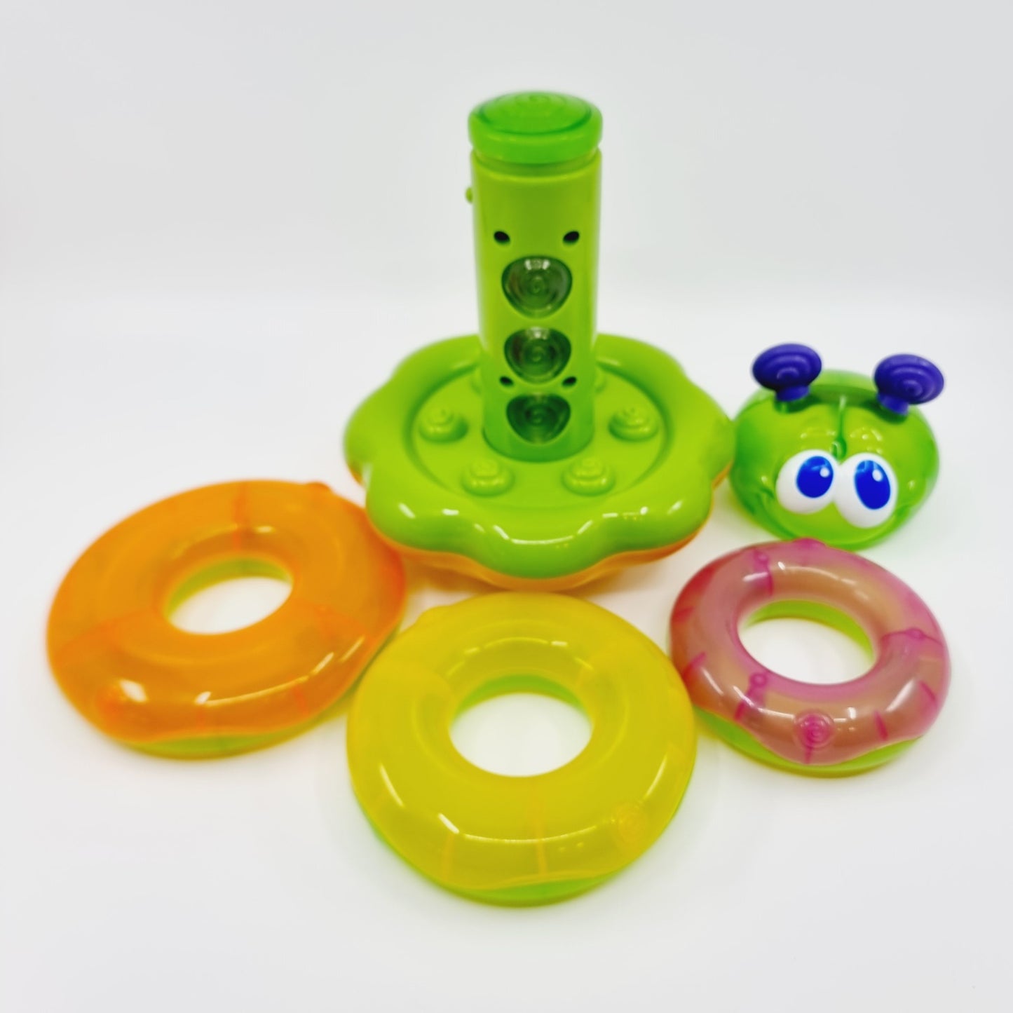 Chenille musicale avec anneaux empilables