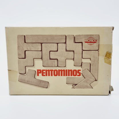 Pentominos Mondo